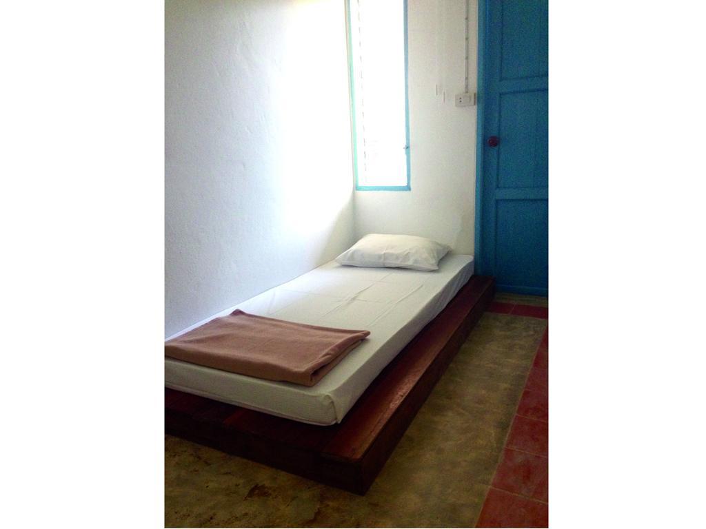 Sleepyowl Hostel Ban Bang Bao  Zimmer foto
