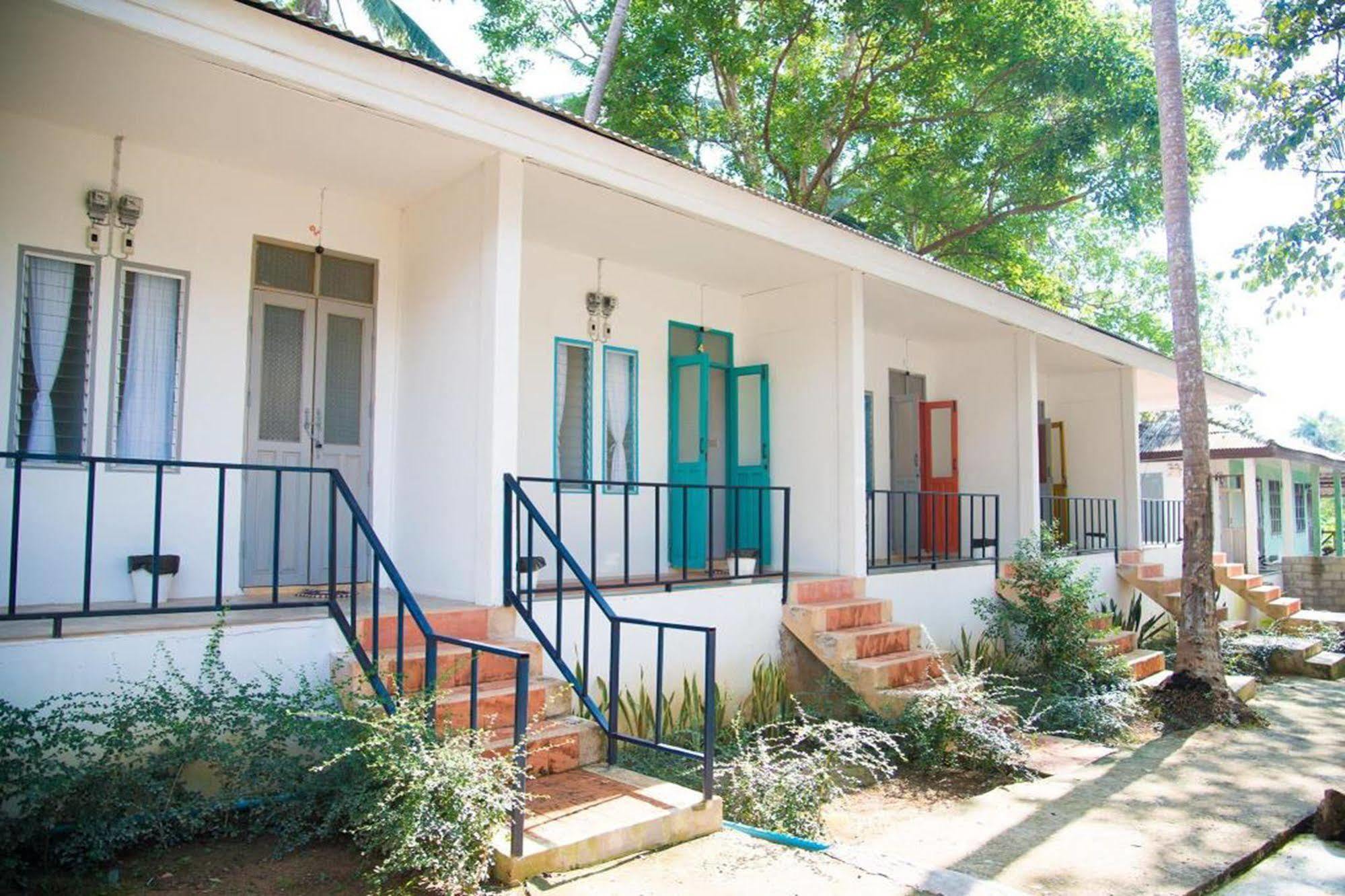 Sleepyowl Hostel Ban Bang Bao  Exterior foto